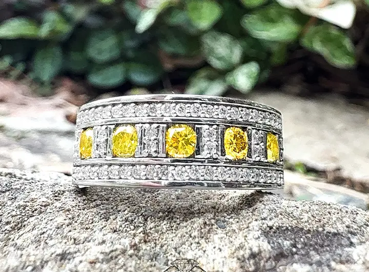 linea solare diamanti gialli