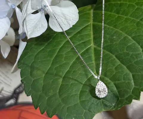 goccia d eternita pendente diamanti